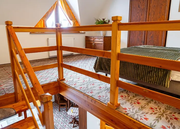 Maria 5 זקופאנה