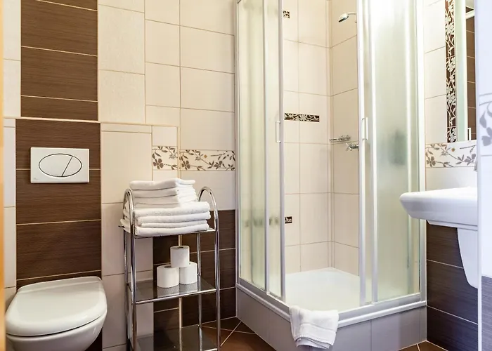 Maria 5 זקופאנה