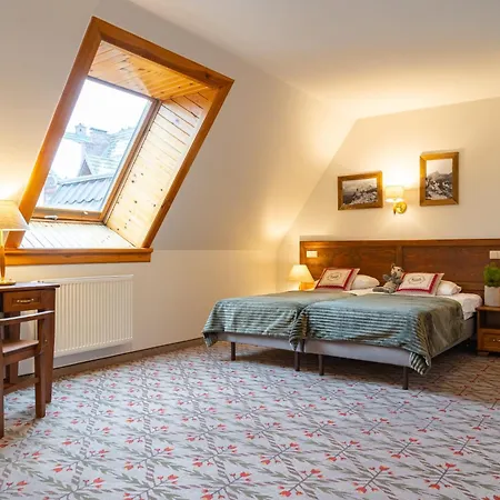 Maria 5 Pensjonat 3*